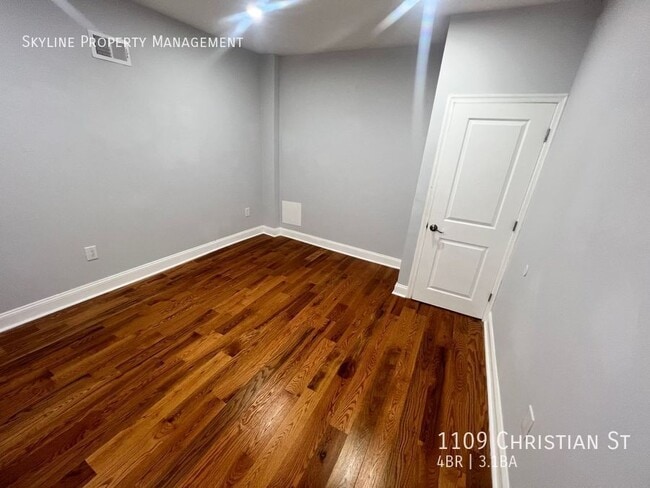 Building Photo - 1109 Christian St