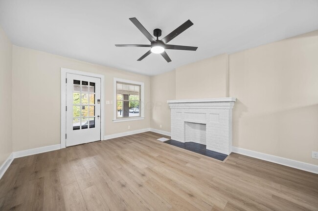 Building Photo - 263 Crestview Rd