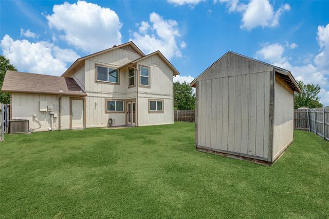 Building Photo - 1410 Thackery Dr