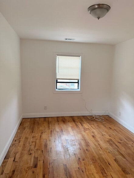 Building Photo - 135-51 223rd St
