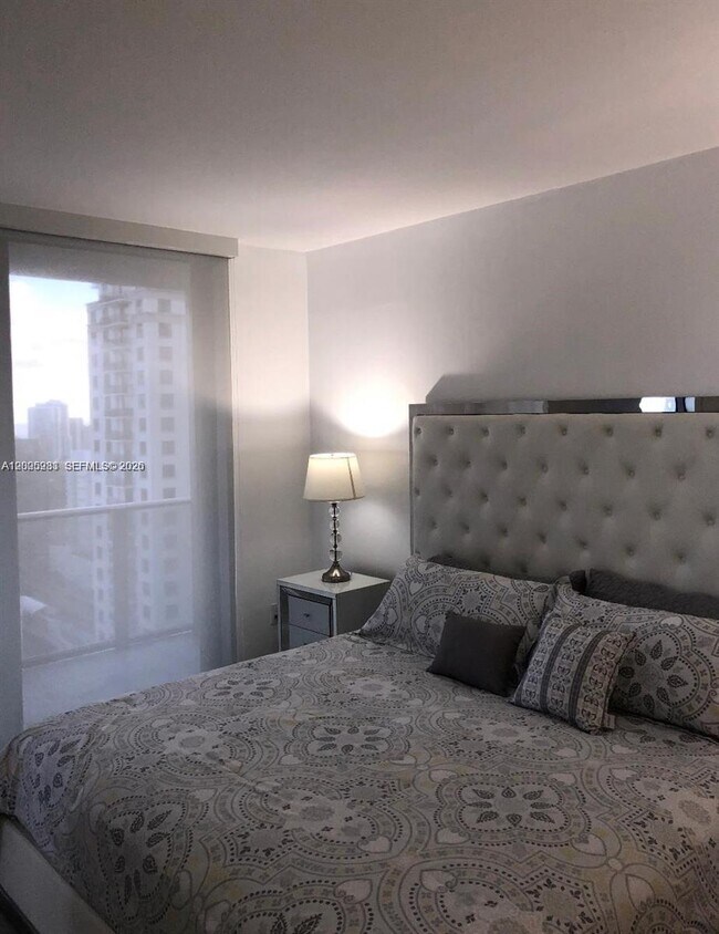 Building Photo - 55 SW 9th St