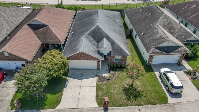 Building Photo - 122 Snug Harbor Dr