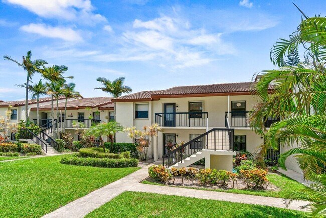 Building Photo - 22148 Palms Way