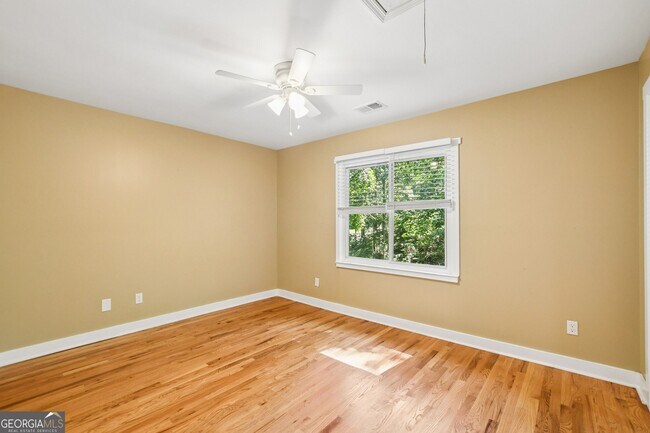 Building Photo - 2799 Brookcliff Landing NE