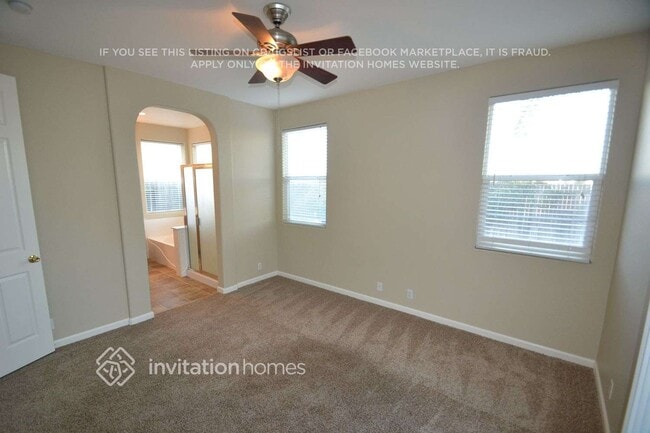 Building Photo - 7966 Roseview Way
