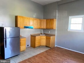 Building Photo - 3434 H St