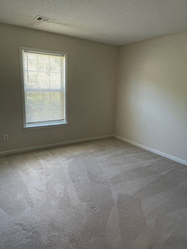 Building Photo - Gorgeous Peachtree Corners Home with Swim ...