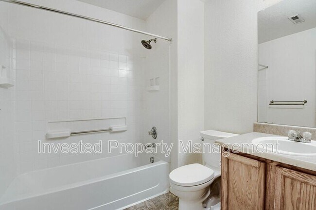 Building Photo - 11602 Fenwick Cir