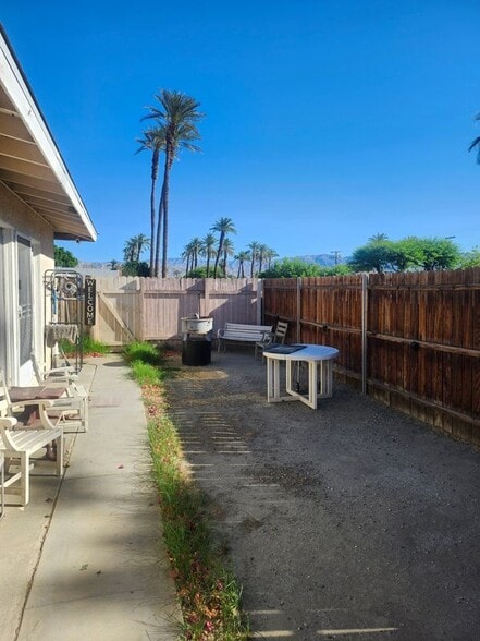Building Photo - 82298 Sierra Ave