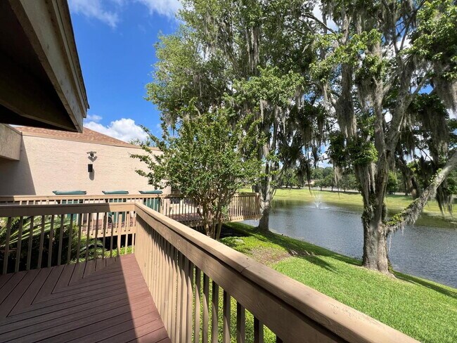 Building Photo - Beautiful 3 BD 2 BATH Home in Gated Community
