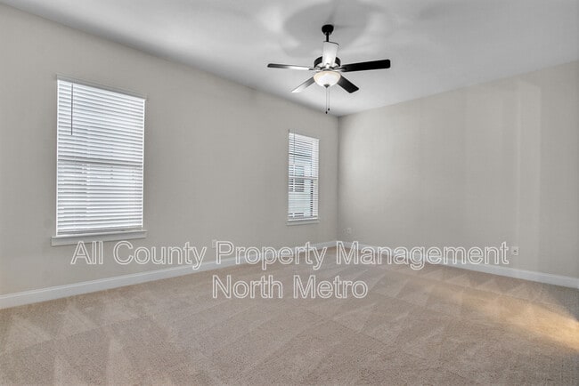 Building Photo - 718 Stickley Oak Way