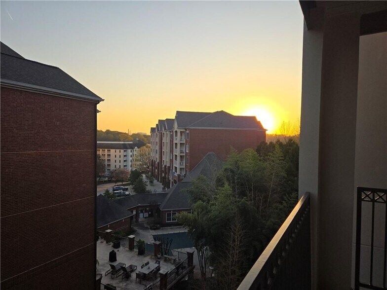 Building Photo - 50 Biscayne Dr NW