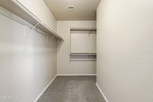 Building Photo - 3032 E Denim Trail