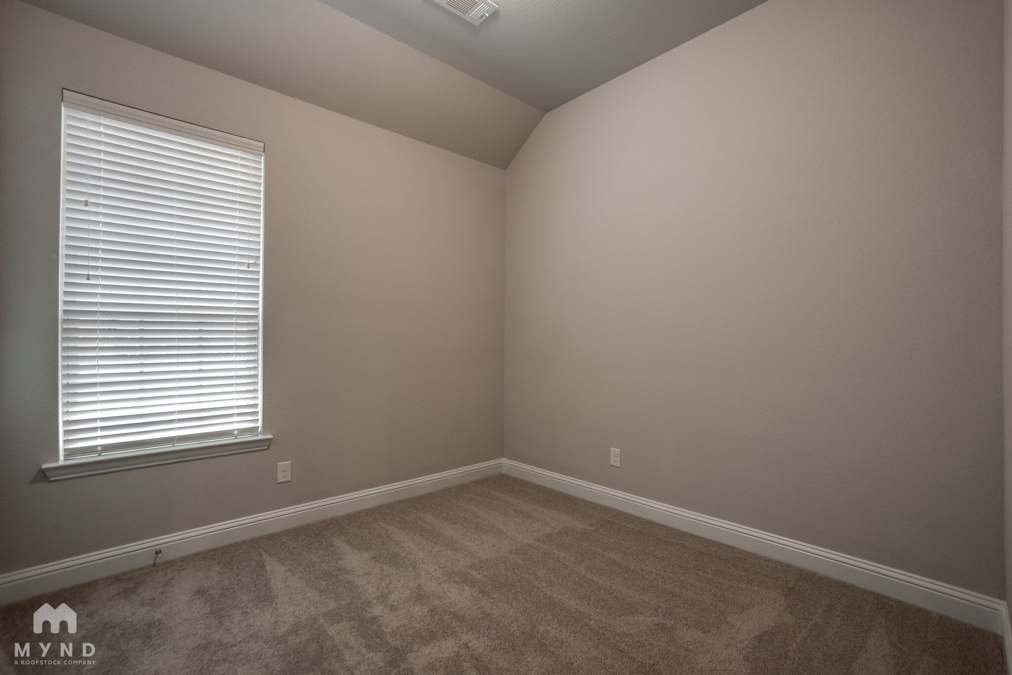 Building Photo - 101 Knight of Realm Blvd