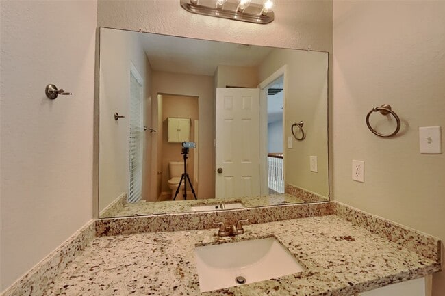 Building Photo - 10307 Summit Bridge Ln