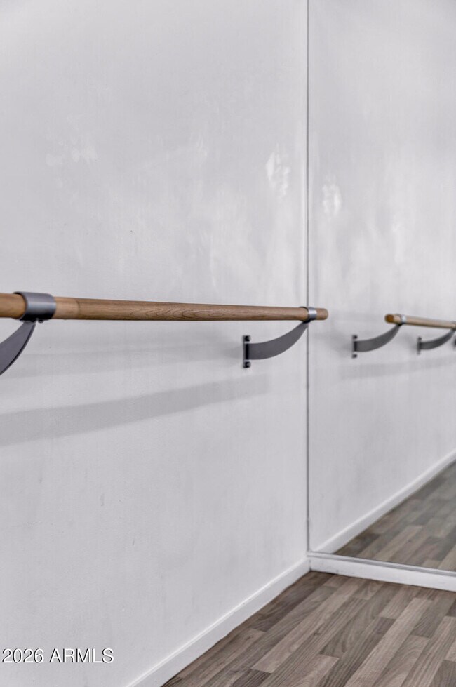 Building Photo - 7161 E Rancho Vista Dr