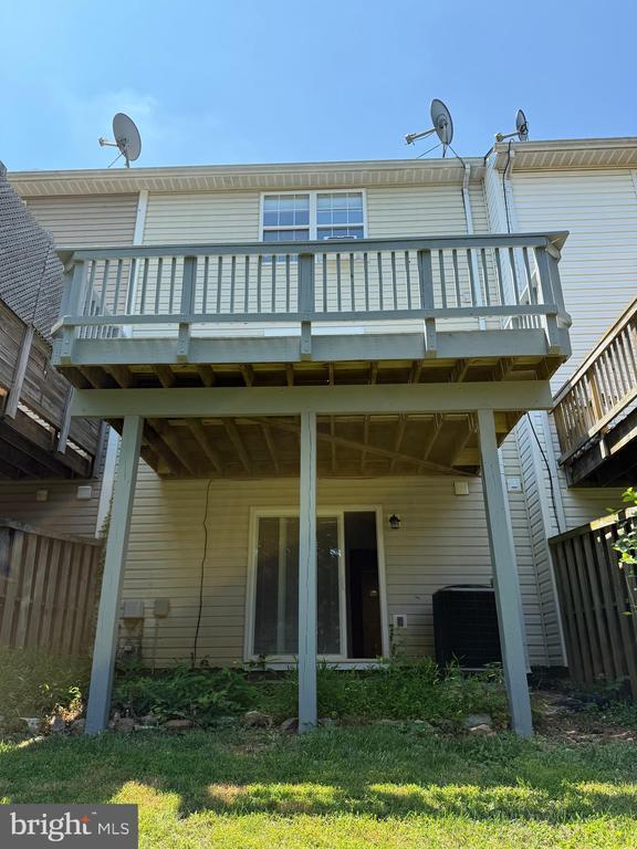 Building Photo - 111 Ridge Ct