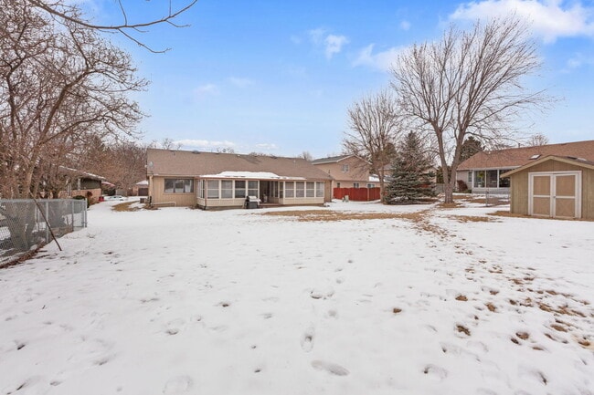 Building Photo - 1632 Poplar Ln