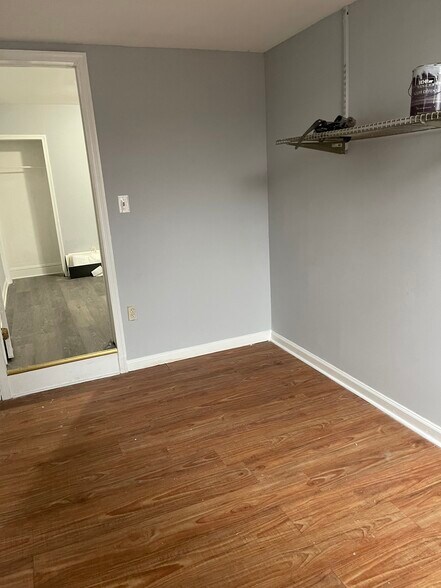 Building Photo - 517 Rev S Howard Woodson Jr Way