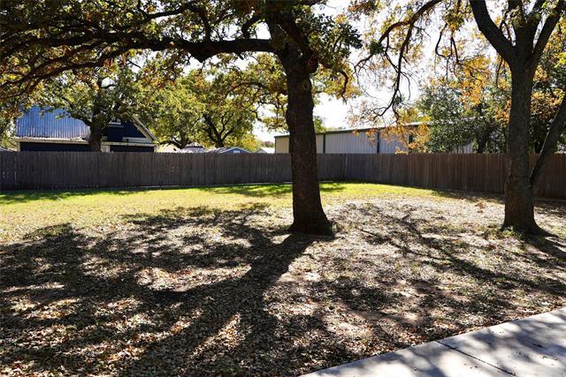 Building Photo - 1590 N Race