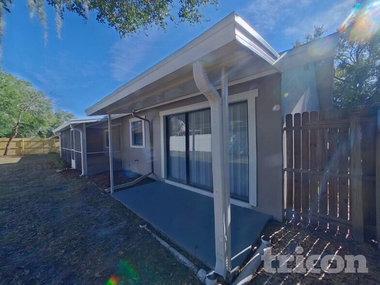 Building Photo - 4704 Foxshire Cir