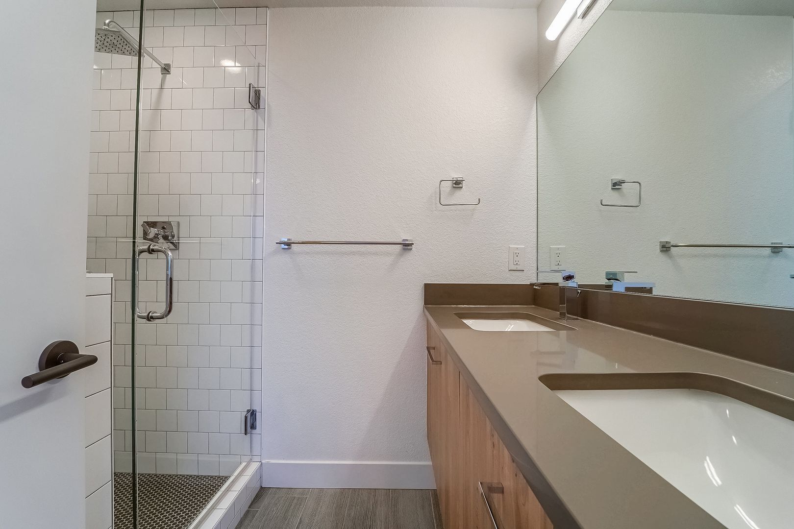 Building Photo - 2828 W 25th Ave