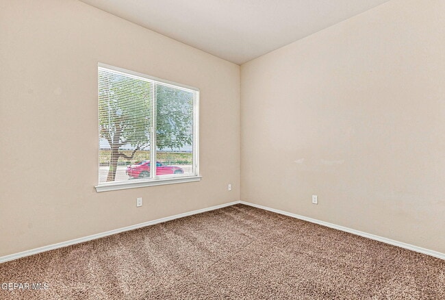 Building Photo - 7409 Dewberry Dr