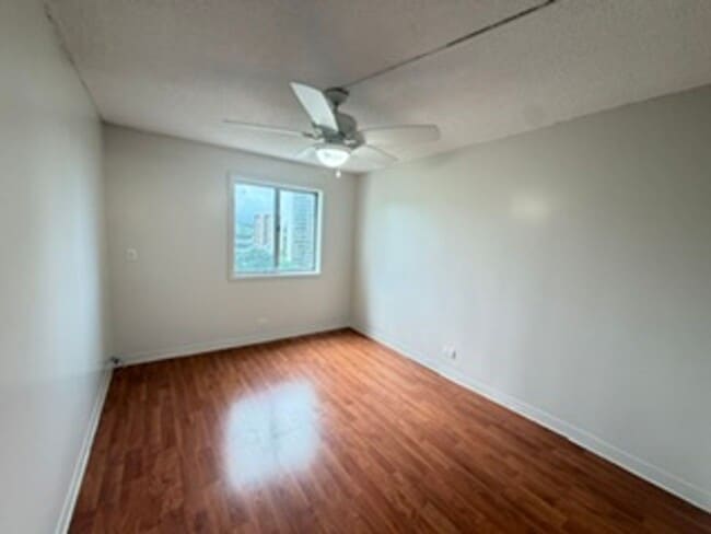 Building Photo - Welcome to your new home at Pearlridge Gardens & Tower! This 1-bedroom, 1-bathroom condo $2,100