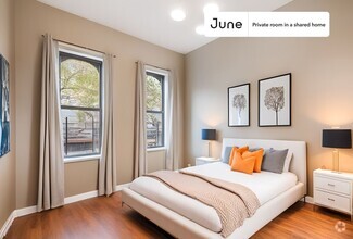 Building Photo - Private bedroom in 4 bed/1 bath Home