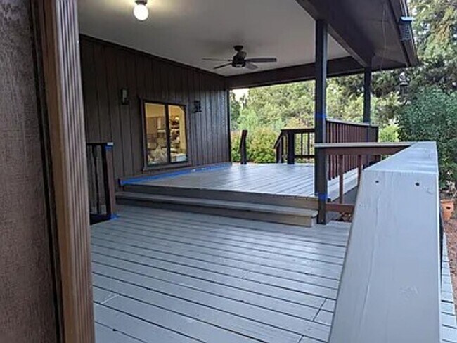 Building Photo - OTM- HOME IN WEST SEDONA