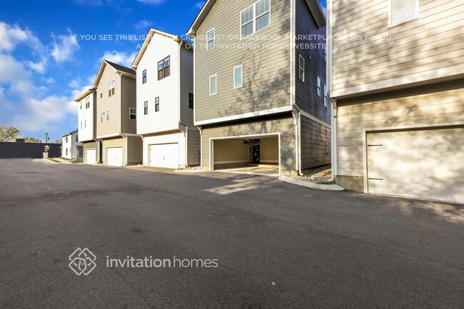 Building Photo - 208 Founders Ln