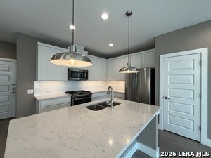 Building Photo - 1511 E Sandalwood Ln