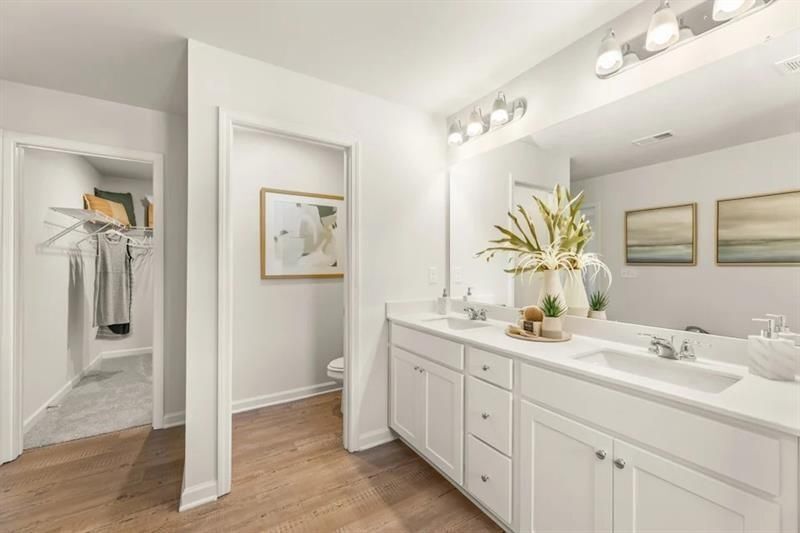 Building Photo - 5117 Sidney Sq Dr