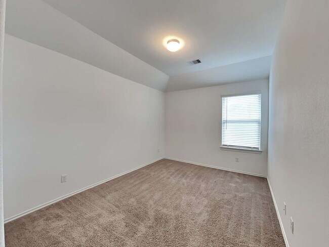 Building Photo - 23839 Via Camino Ln