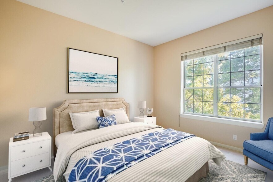 Building Photo - 720 Promontory Point Ln