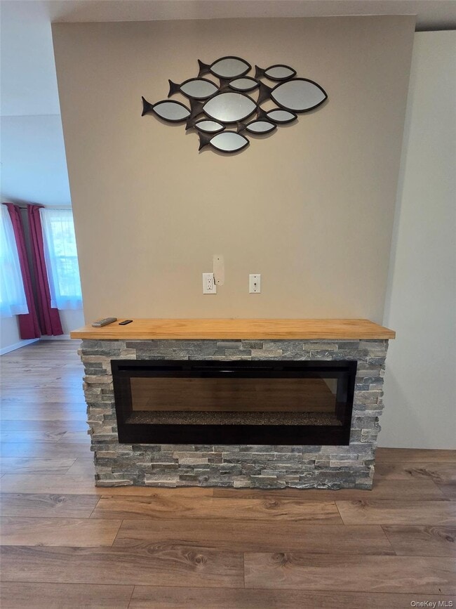 Building Photo - 36 Julie Ln