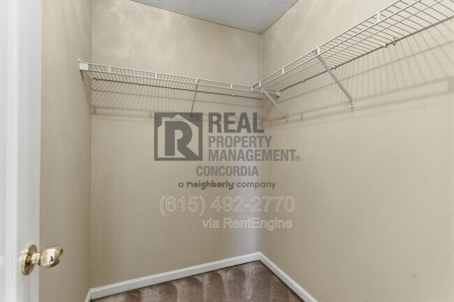 Building Photo - 6066 Sagi Cir