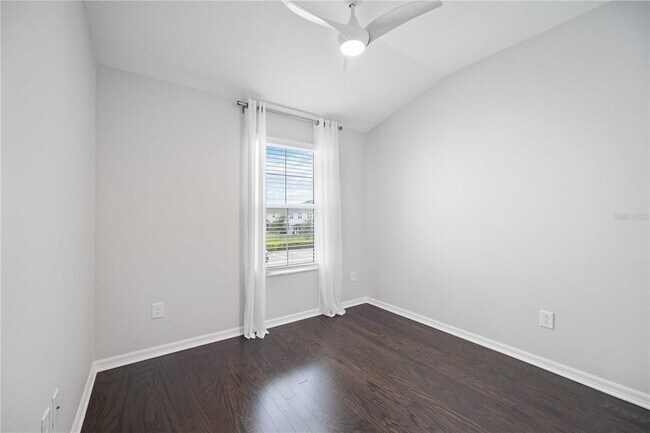 Building Photo - 3040 Via Sienna Cir
