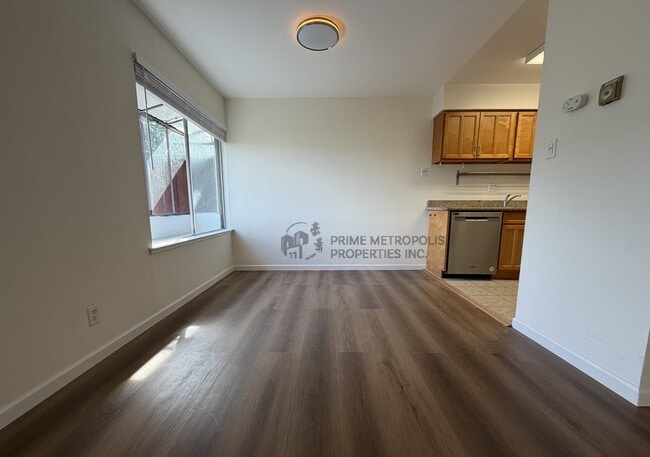 Building Photo - 3830 Fairfax Way