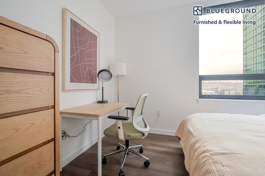 Building Photo - 2010 Terry Ave