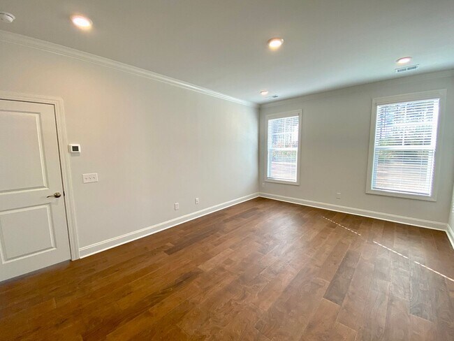 Building Photo - Stunning 6 bedroom in Cane Bay loaded with...