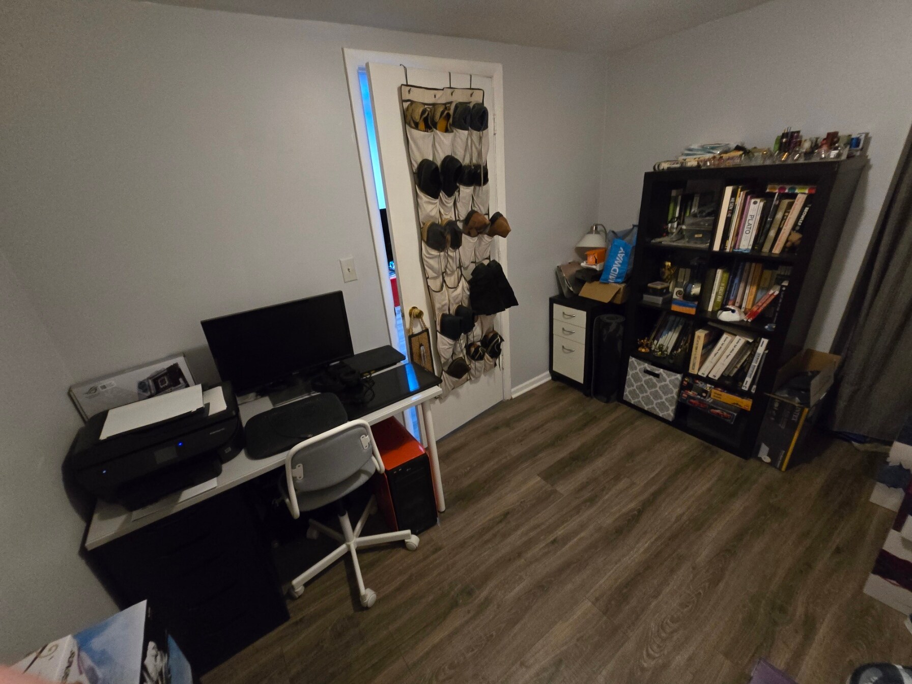 Office - 711 N Elizabeth St