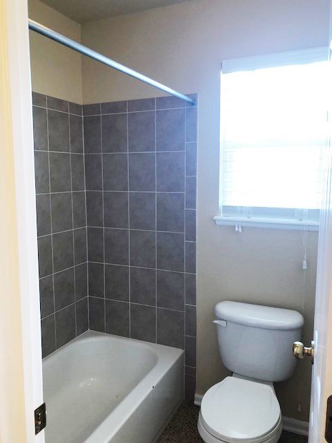 Building Photo - 3 br, 2.5 bath House - 2242 Jeanette Way