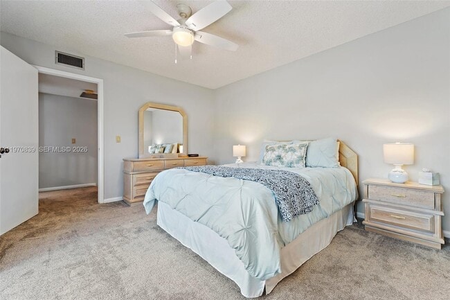 Building Photo - 5830 SE Windsong Ln