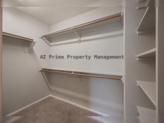 Building Photo - 7442 W Via Del Sol Dr