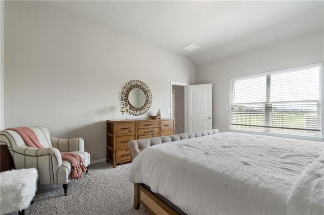 Building Photo - 213 Bremen St