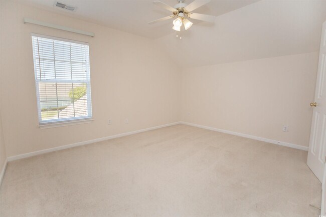 Building Photo - 2424 Hayseed Way