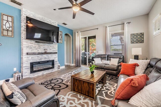 Building Photo - 8107 Champions Forest Way