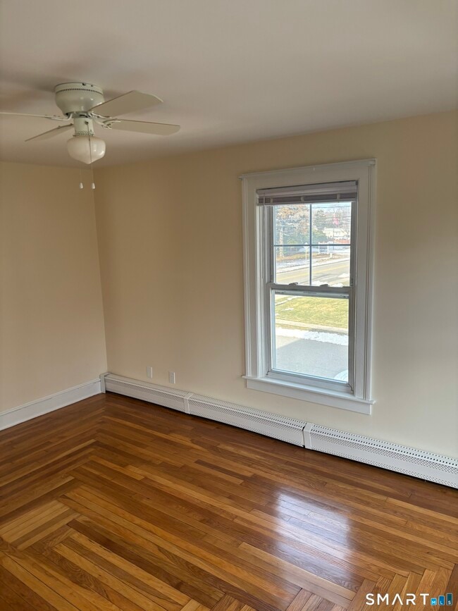 Building Photo - 95 Pennsylvania Ave