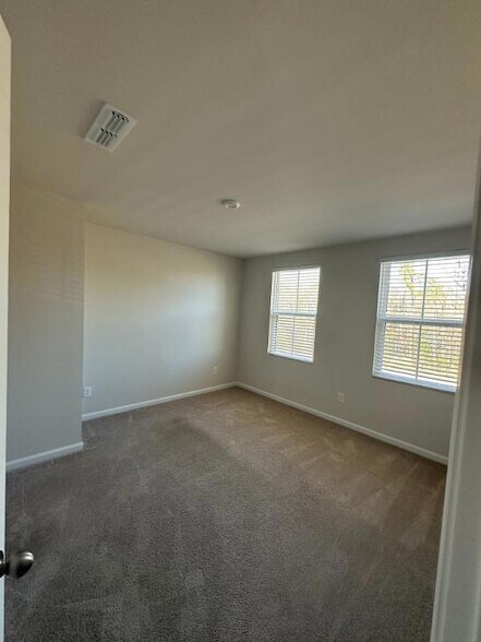 Building Photo - 80 Hunting Wood Dr